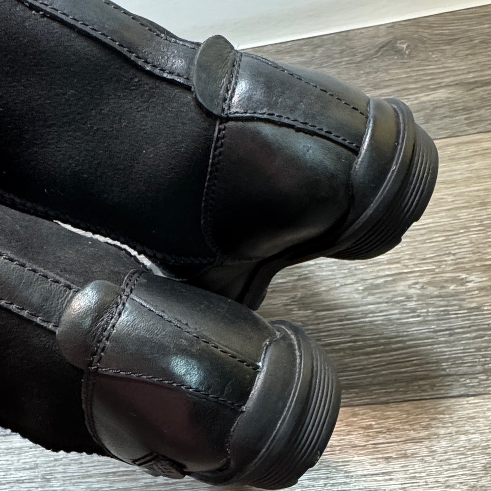 Ugg Black Knee-High Boots woman’s size 6 (s244) - Picture 6 of 8